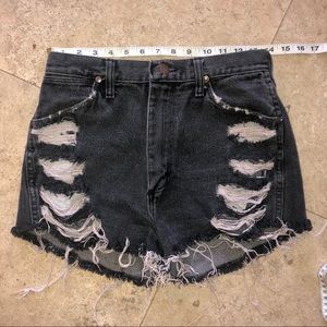 VINTAGE WRANGLER SHORTS DISTRESSED JEAN